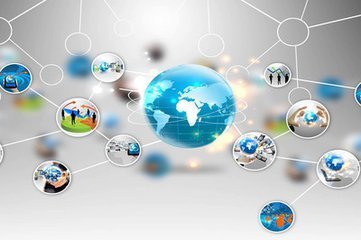 计算机软硬件在电子商务经营中的关键角色与协同作用